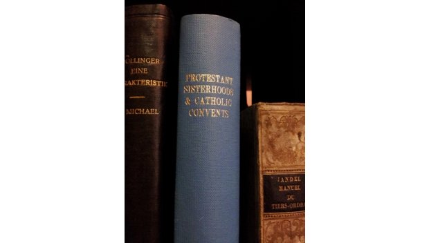 Five Years in a Protestant Sisterhood & Ten Years in a Catholic Convent by Muriel Maufroy