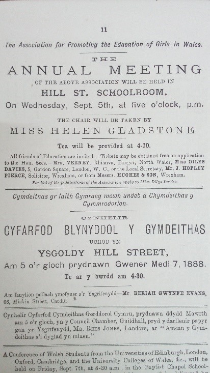 Edrychiad i fewn yr gasgliad Cymraeg / Looking into our Welsh collection