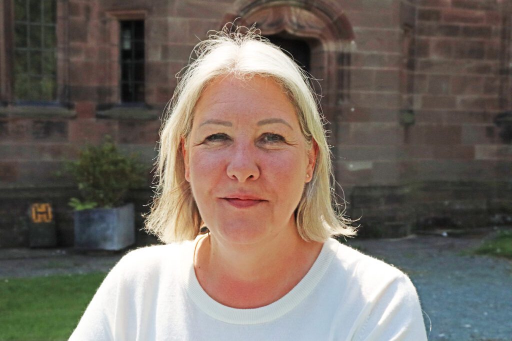 Meet the Neighbours - a blog by author Sarah Smith